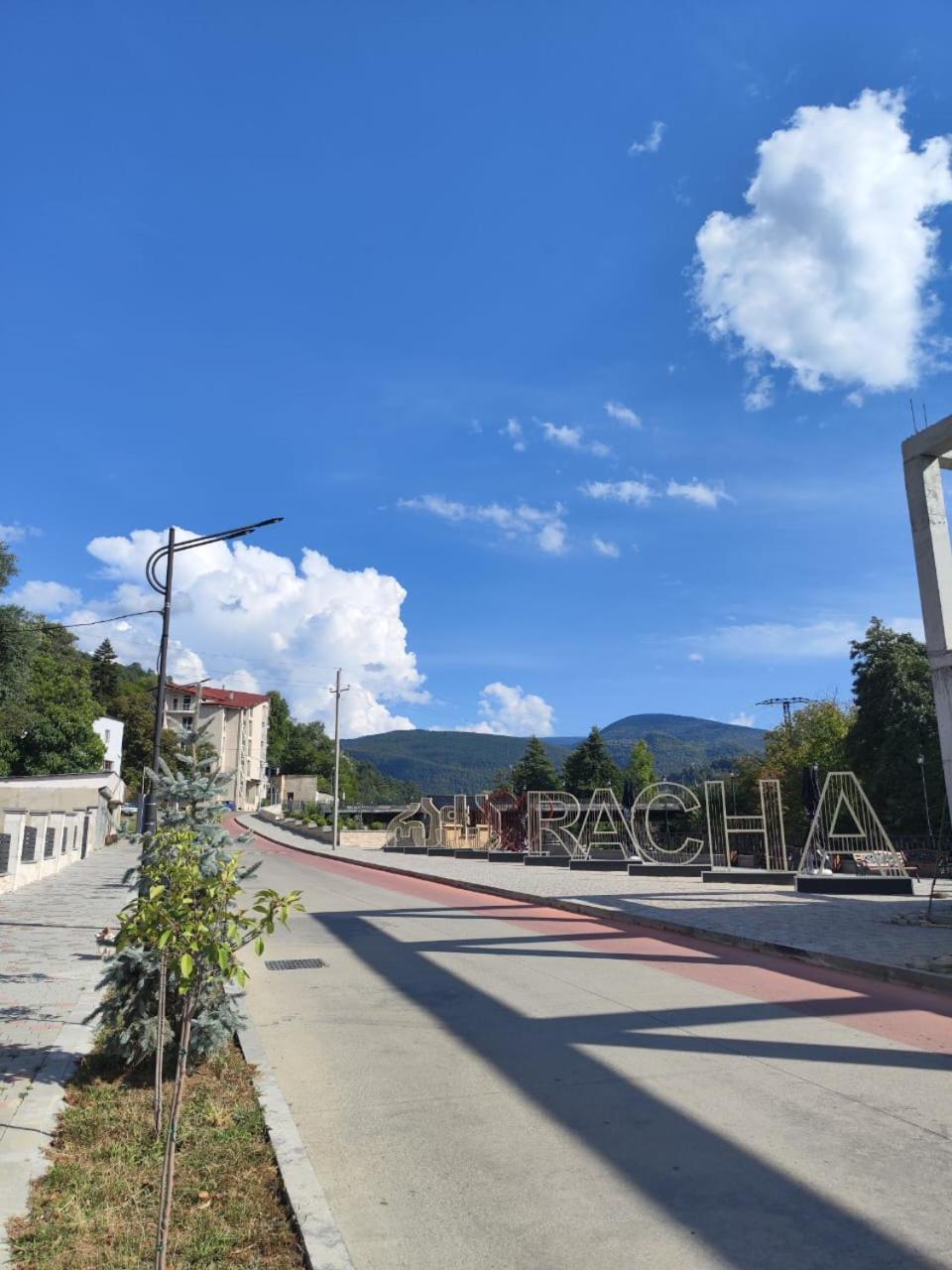 Chveni Ezo Hotel Ambrolauri Exterior foto