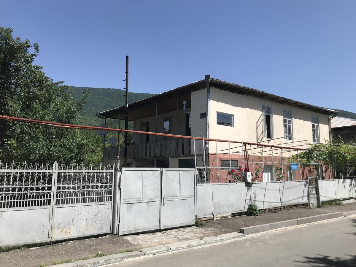 Chveni Ezo Hotel Ambrolauri Exterior foto